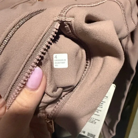 Lululemon Define Cropped Jacket - Twilight Rose / Rose Gold (Luon)*Sparkle - Picture 8 of 8